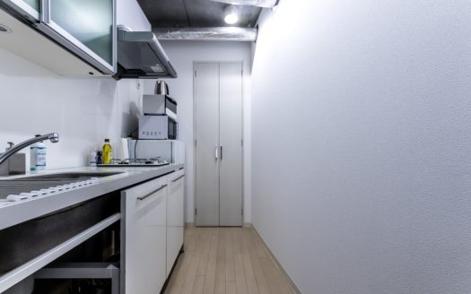 原宿でコンクリートを背景に自然光撮影したいなら|LAG SPACE Harajuku#1