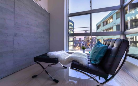 新宿を一望できるタワーマンション風ハウススタジオ|LAG SPACE SHINJUKU#2