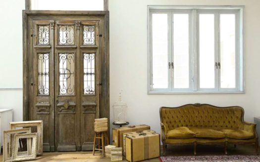 自然光と白ホリとコンクリートが選択できる恵比寿の一軒家|STUDIO SHOWCASE