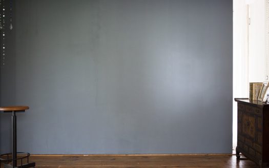 洗練されたインテリアと柔らかな光の中で撮影を|Beyond Biyori