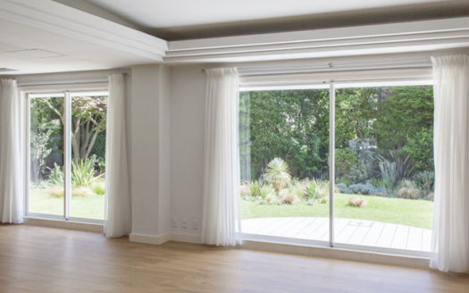 広大な庭を使った撮影に 目黒区の一軒家ハウススタジオ|SHILO STUDIO MEGURO