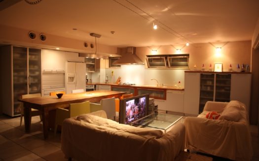 自然光撮影が一日中可能です。中目黒のハウススタジオ|Daylight Studio