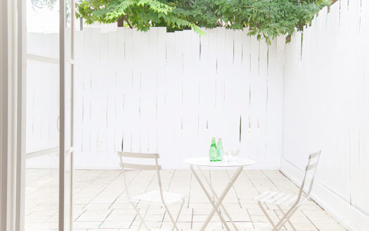 自然光が差し込むキッチンが魅力 一軒家ハウススタジオ|Gravity