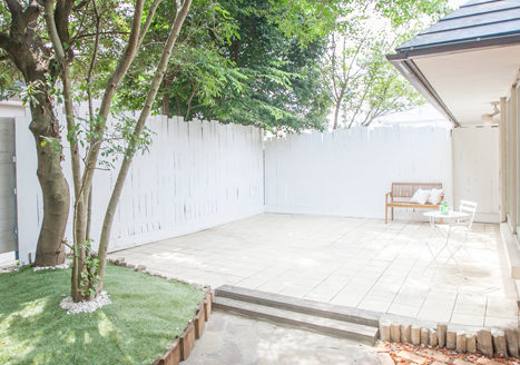 自然光が差し込むキッチンが魅力 一軒家ハウススタジオ|Gravity