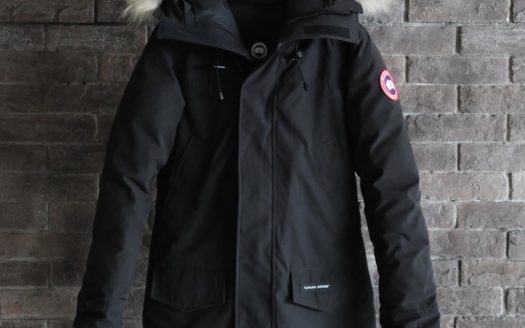 新宿のインダストリアルな空間で撮影|memelink