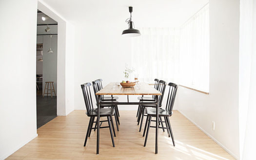 自然光が差し込むキッチンが魅力 一軒家ハウススタジオ|Gravity