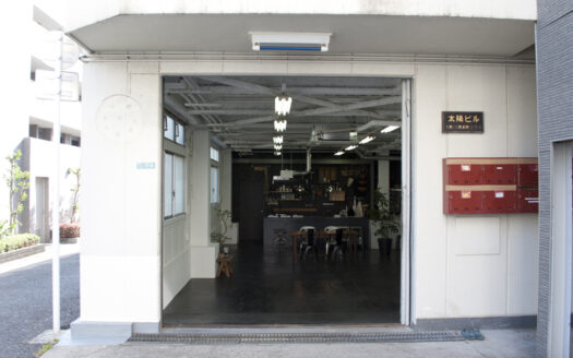 小物充実な学芸大学のおしゃれなキッチンスタジオ|STUDIO iiwi